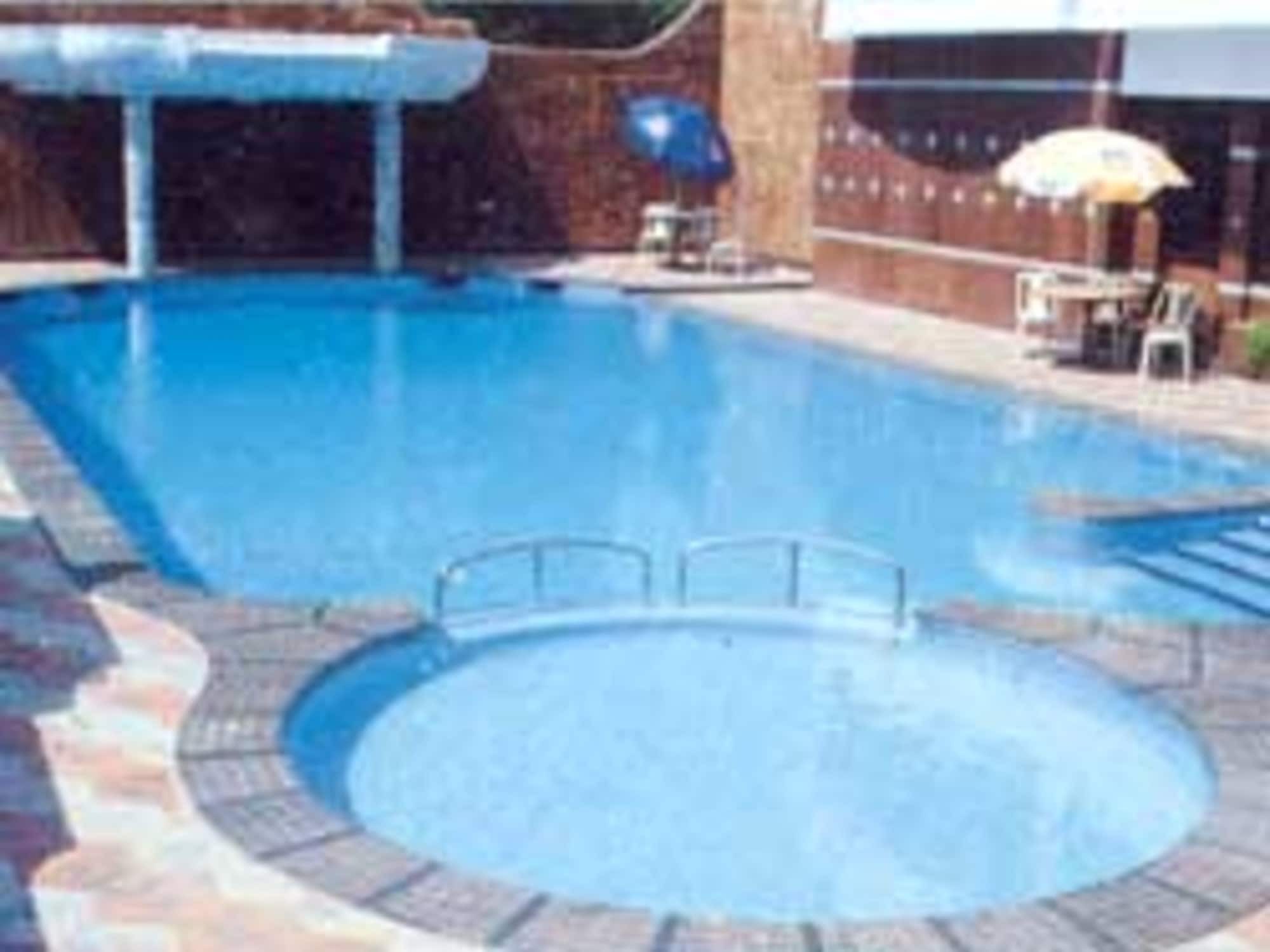Tiruchirappalli Femina Hotel מראה חיצוני תמונה